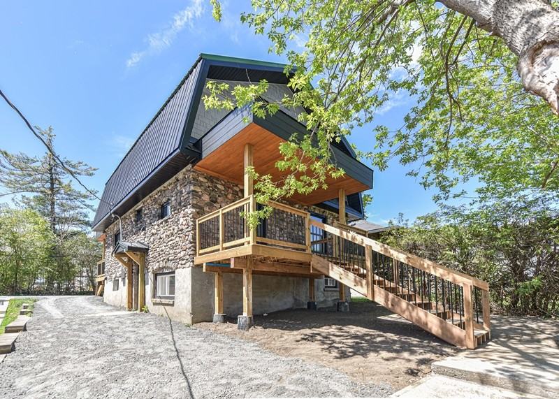 177 Parkview Ave. - Photo 2 of 3