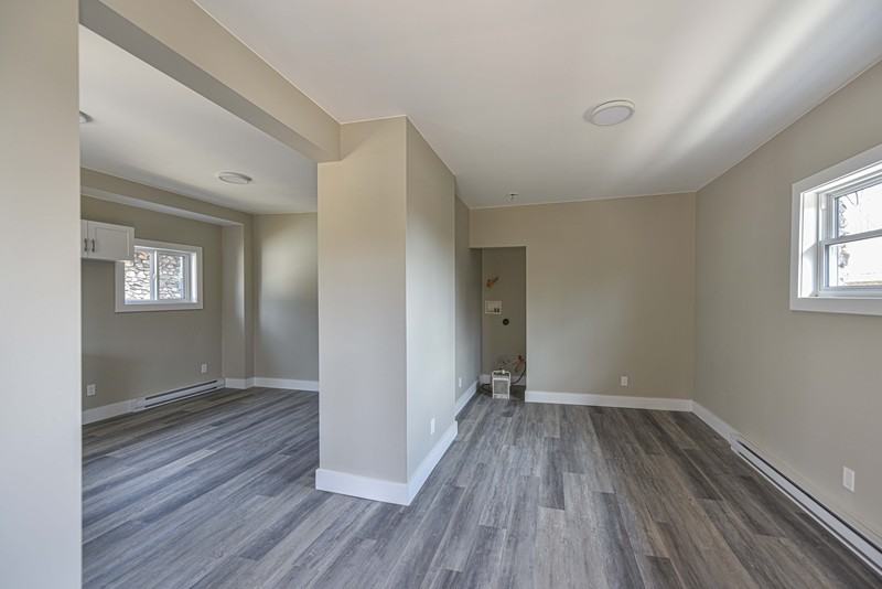 177 Parkview Ave - Photo 5 of 19