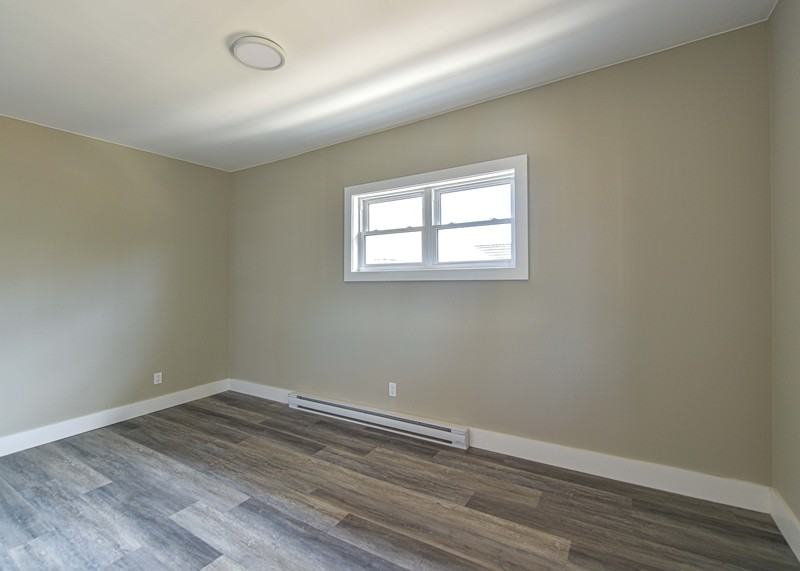 177 Parkview Ave - Photo 6 of 19