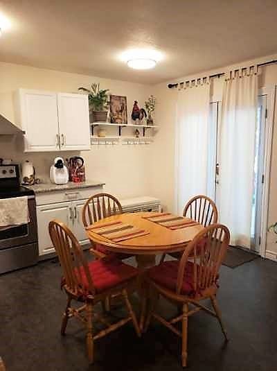 16 Woodgrove Crt - Photo 4 of 20