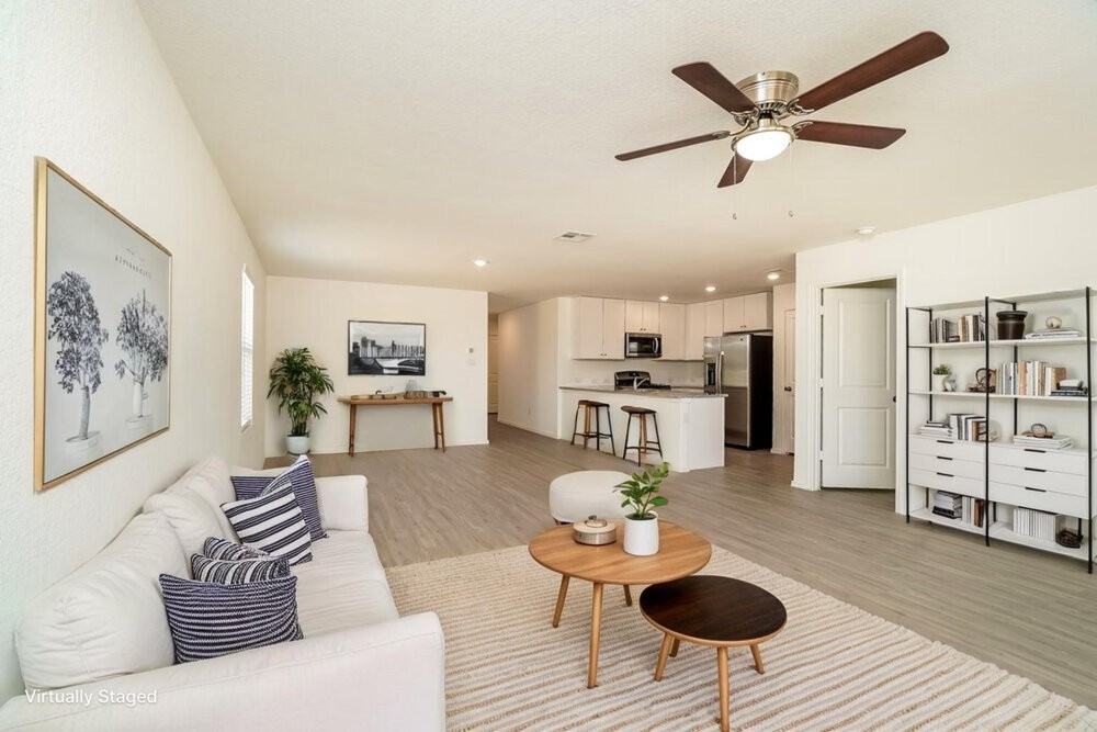 1221 White Willow - Photo 4 of 17