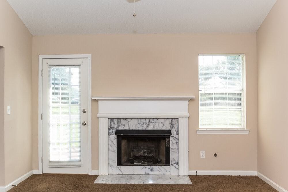 210 Orchard Vw - Photo 2 of 15