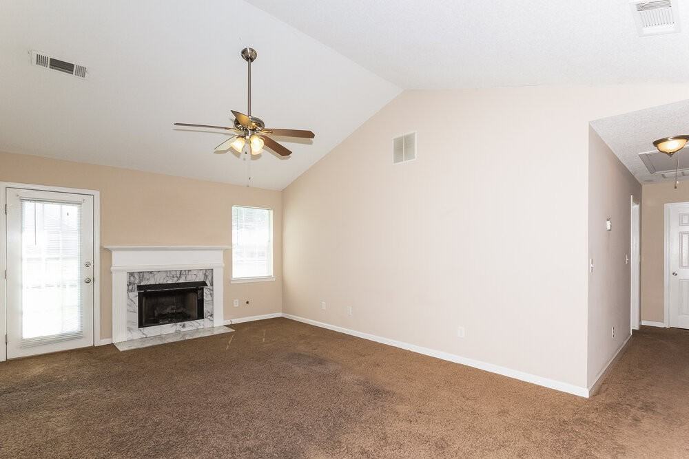 210 Orchard Vw - Photo 4 of 15