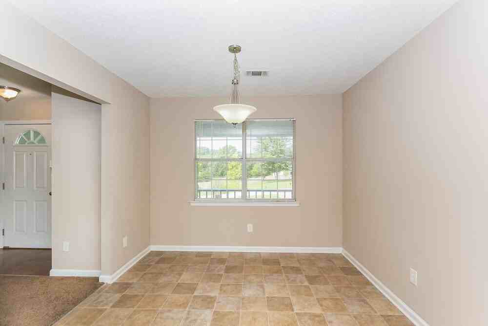 210 Orchard Vw - Photo 5 of 15