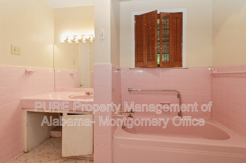 1308 Rosa L Parks Ave - Photo 3 of 20