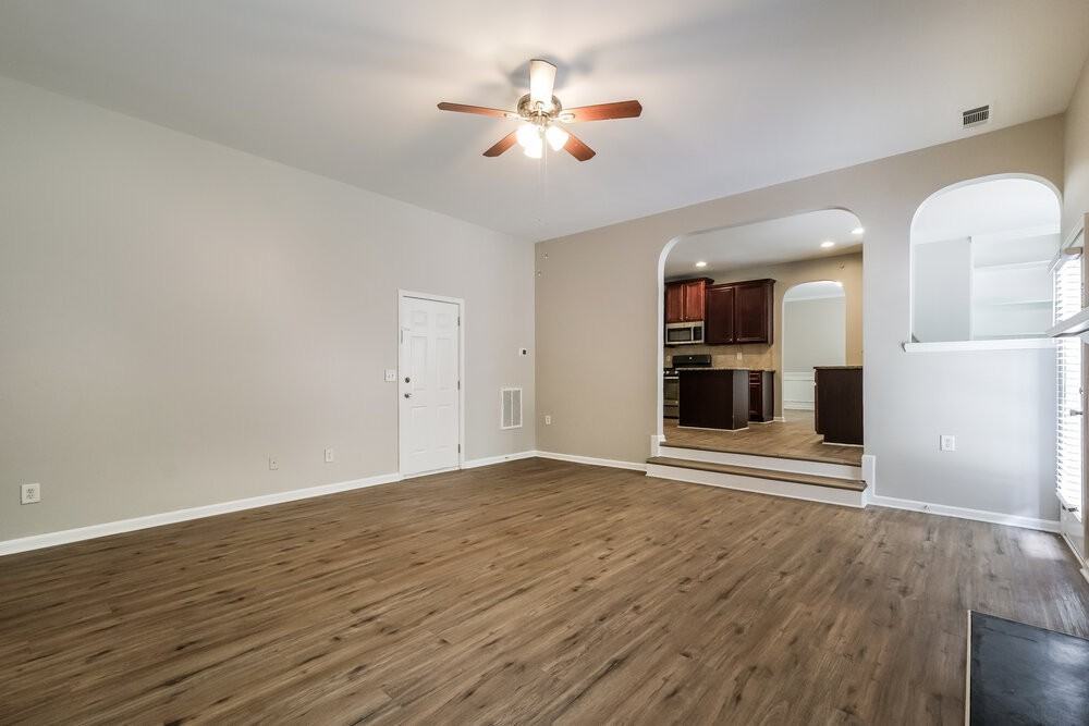 4940 Hopewell Manor Dr - Photo 6 of 32