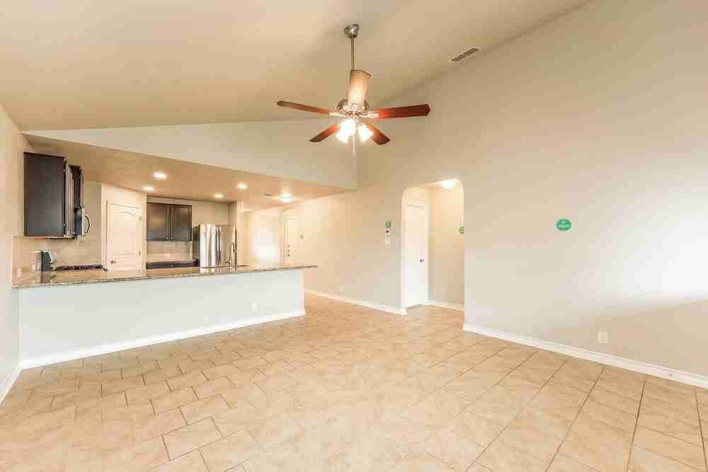 14067 Cremello Fls - Photo 7 of 20