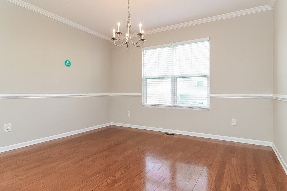 168 Woodcreek Ln - Photo 5 of 17