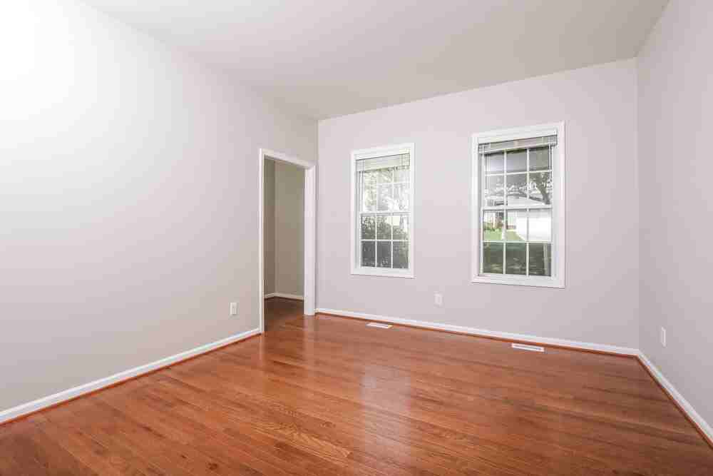 136 Roan Dr - Photo 4 of 17