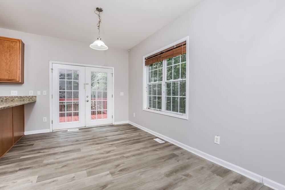 136 Roan Dr - Photo 7 of 17