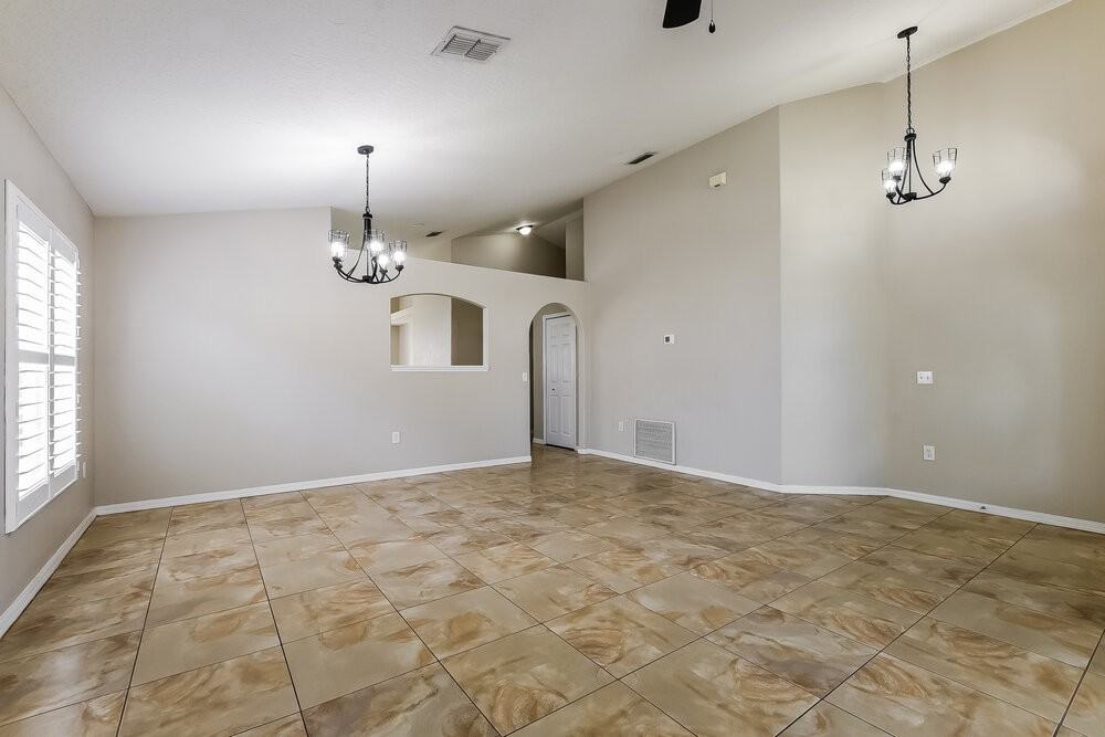 14643 Lady Victoria Blvd - Photo 7 of 16