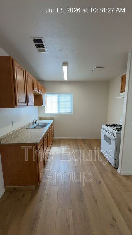 322 S Crespi Ave - Photo 4 of 12