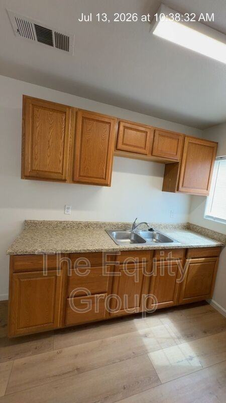 322 S Crespi Ave - Photo 5 of 12