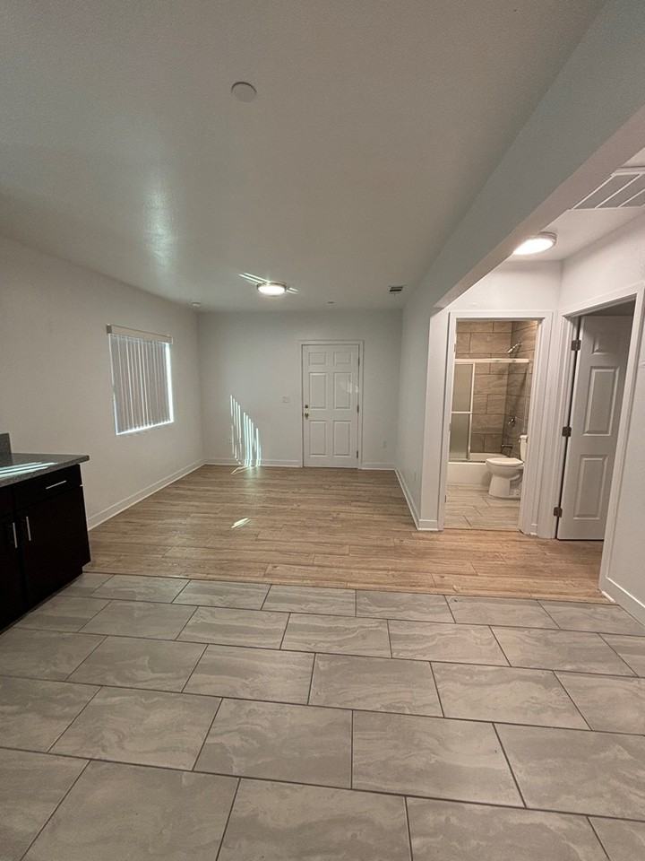 329 East Gage Avenue #329 1/2 - Photo 3 of 13
