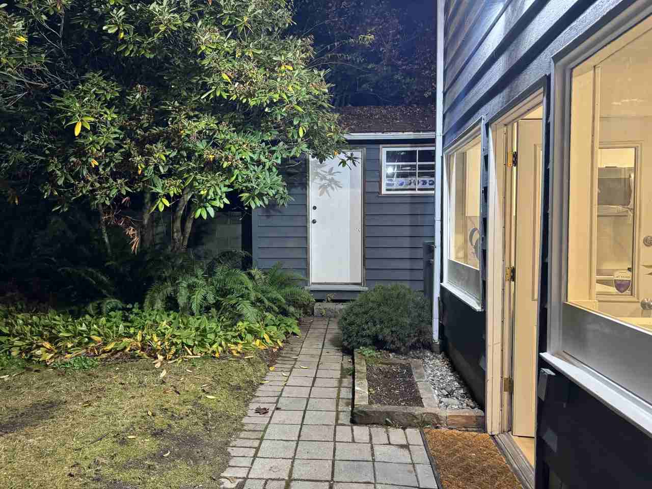 810 Burley Drive - Photo 5 of 40