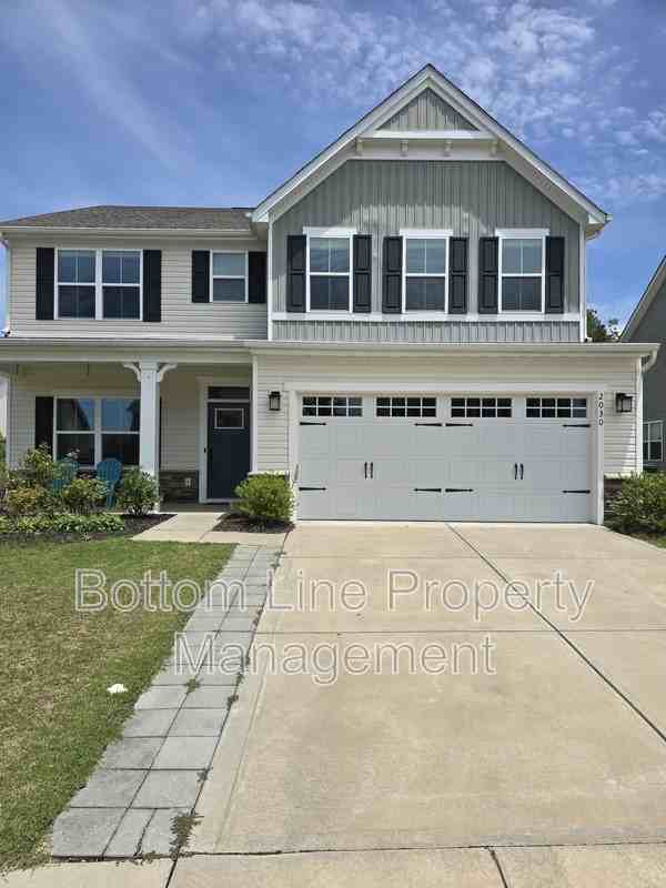 2030 Sewall Ave Sw - Photo 2 of 44