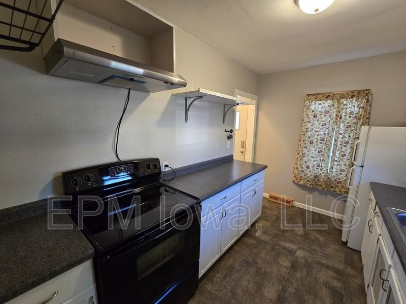 867 Maxwell St - Photo 7 of 21