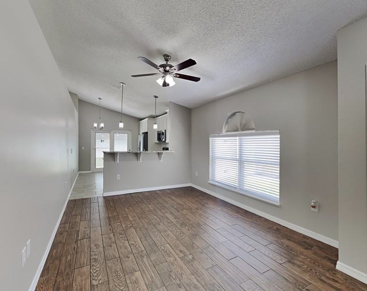 6879 Belmar Dr - Photo 3 of 17
