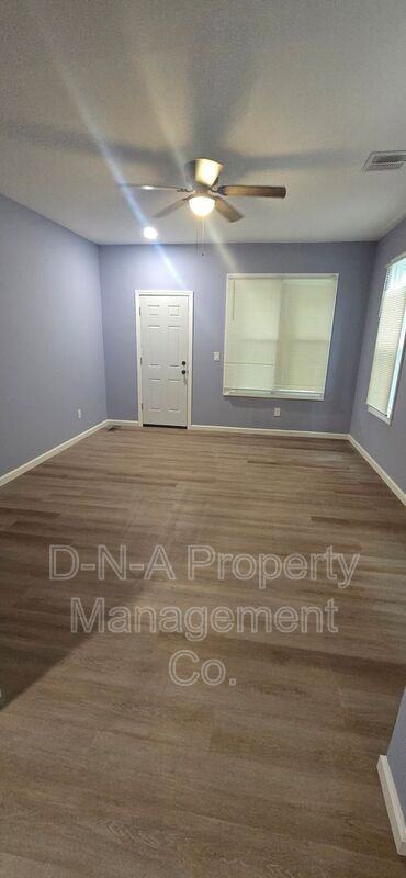 315 S Courtland St - Photo 3 of 11