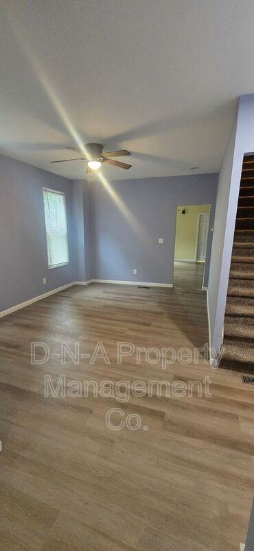 315 S Courtland St - Photo 4 of 11