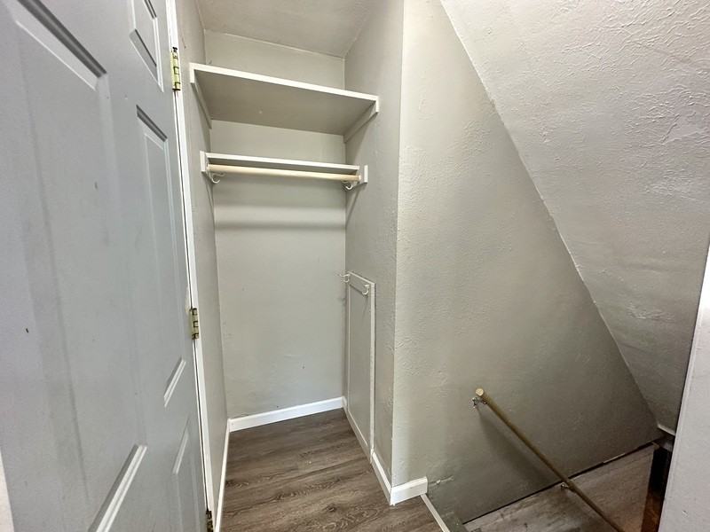 842 15th Ave - Photo 6 of 14
