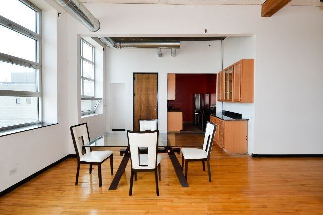 2412 W North Ave #4R - Photo 4 of 20