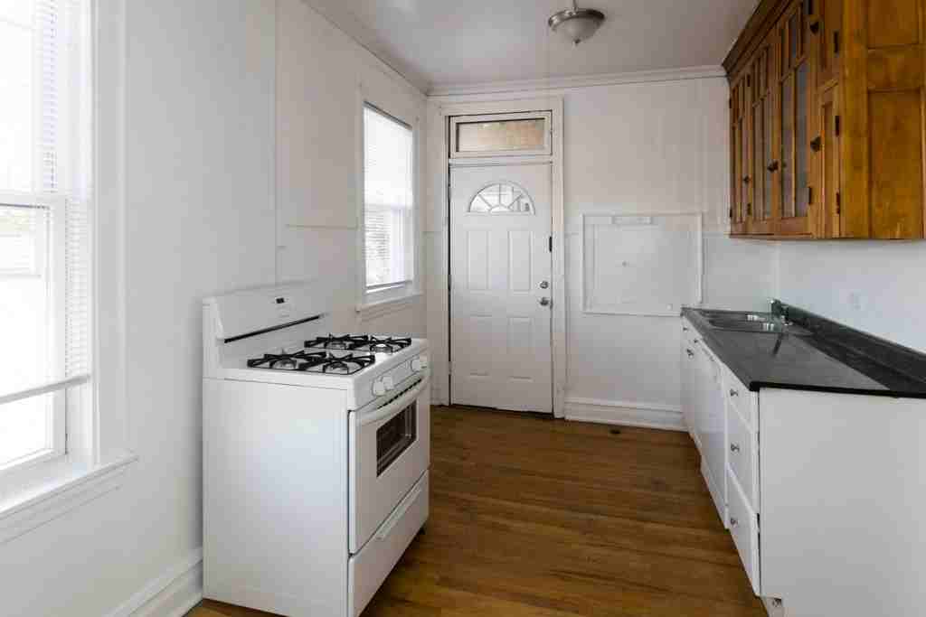 4824 W Addison St #2N - Photo 3 of 19