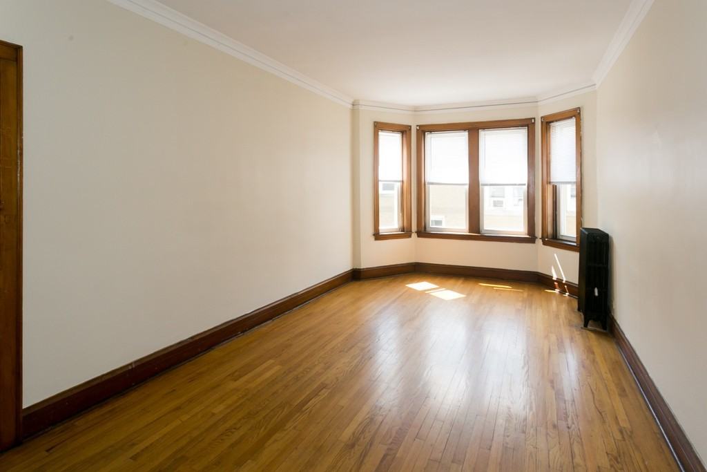 4824 W Addison St #2N - Photo 7 of 19