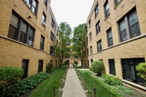 featured image of 1530 N Kedzie Ave #2A