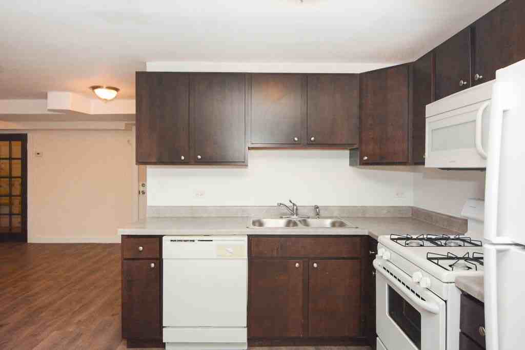 2526 N Kedzie Blvd #G - Photo 5 of 21