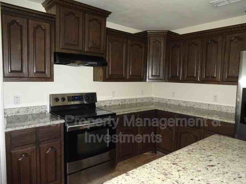1906 Butkus Dr - Photo 2 of 14