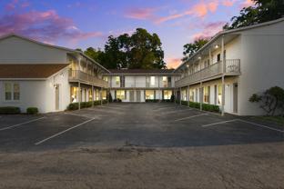 Palmetto Square Apartments - Photo 1 of 1