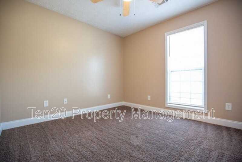11036 Lee Rd - Photo 5 of 20