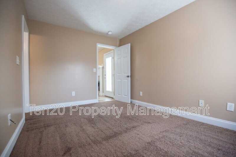 11036 Lee Rd - Photo 7 of 20