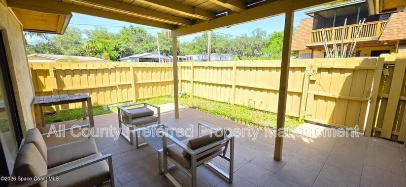 1642 S Park Ave - Photo 5 of 17
