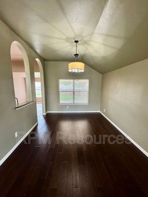 8205 Nw 83rd Ter - Photo 6 of 25