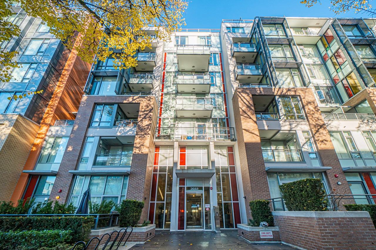 2033 West 10th Avenue - Photo 17