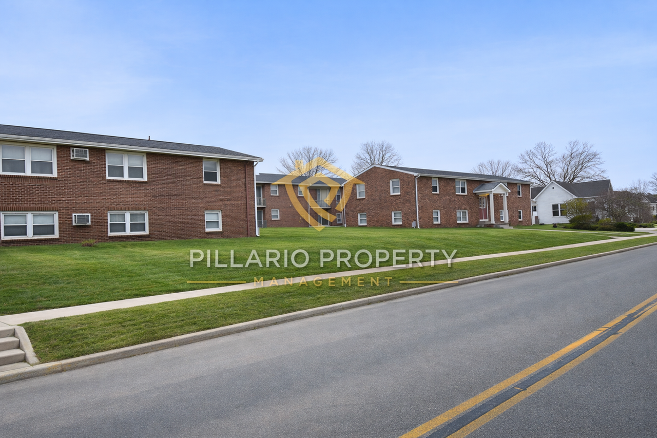 Georgetown Apartments - Photo 2 of 11