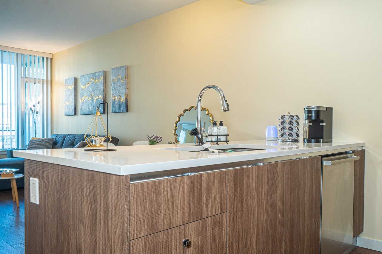 2033 West 10th Avenue - Photo 10