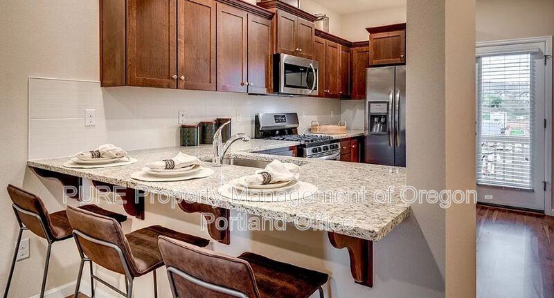 6714 Nw 158th Ave - Photo 2 of 22