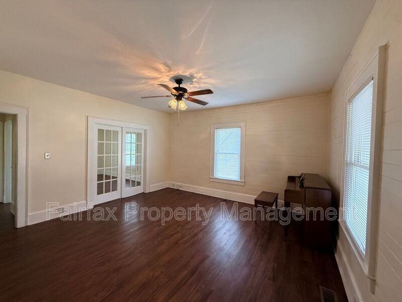 4004 Fayetteville St - Photo 2 of 13