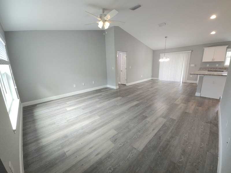 7 Spruce Loop Way - Photo 2 of 14