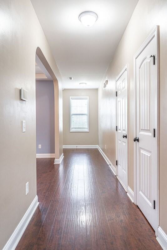 216 Tipperary St - Photo 6 of 34
