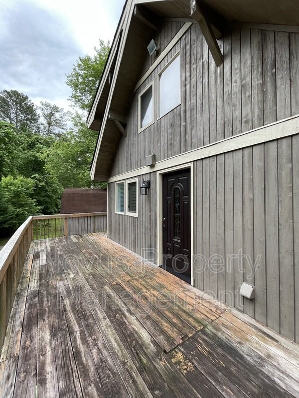 5095 Cumberland Ct - Photo 4 of 15
