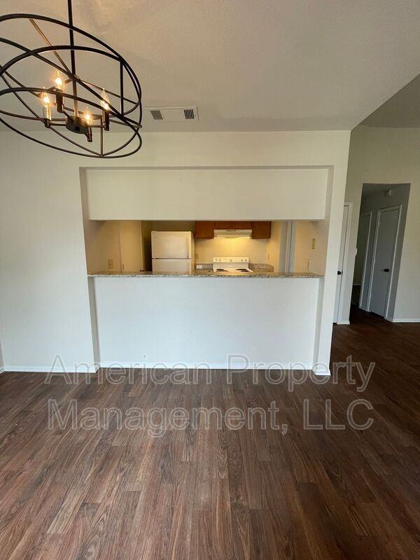 13143 E 44th St - Photo 7 of 31