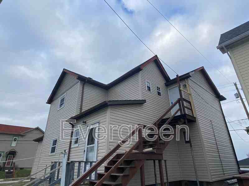 347 Washington St - Photo 6 of 27