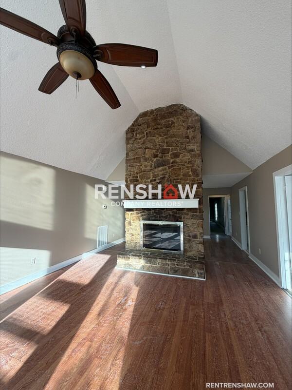 35 Maywood Dr - Photo 3 of 27