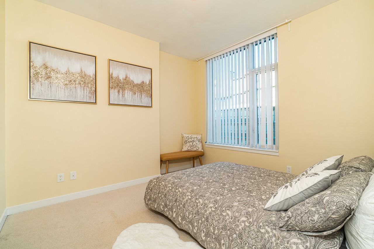 2033 West 10th Avenue - Photo 24