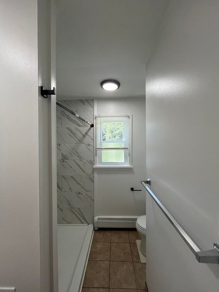 2594-2608 Dewey Ave - Photo 6 of 31