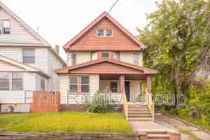 featured image of 888 Evangeline Rd